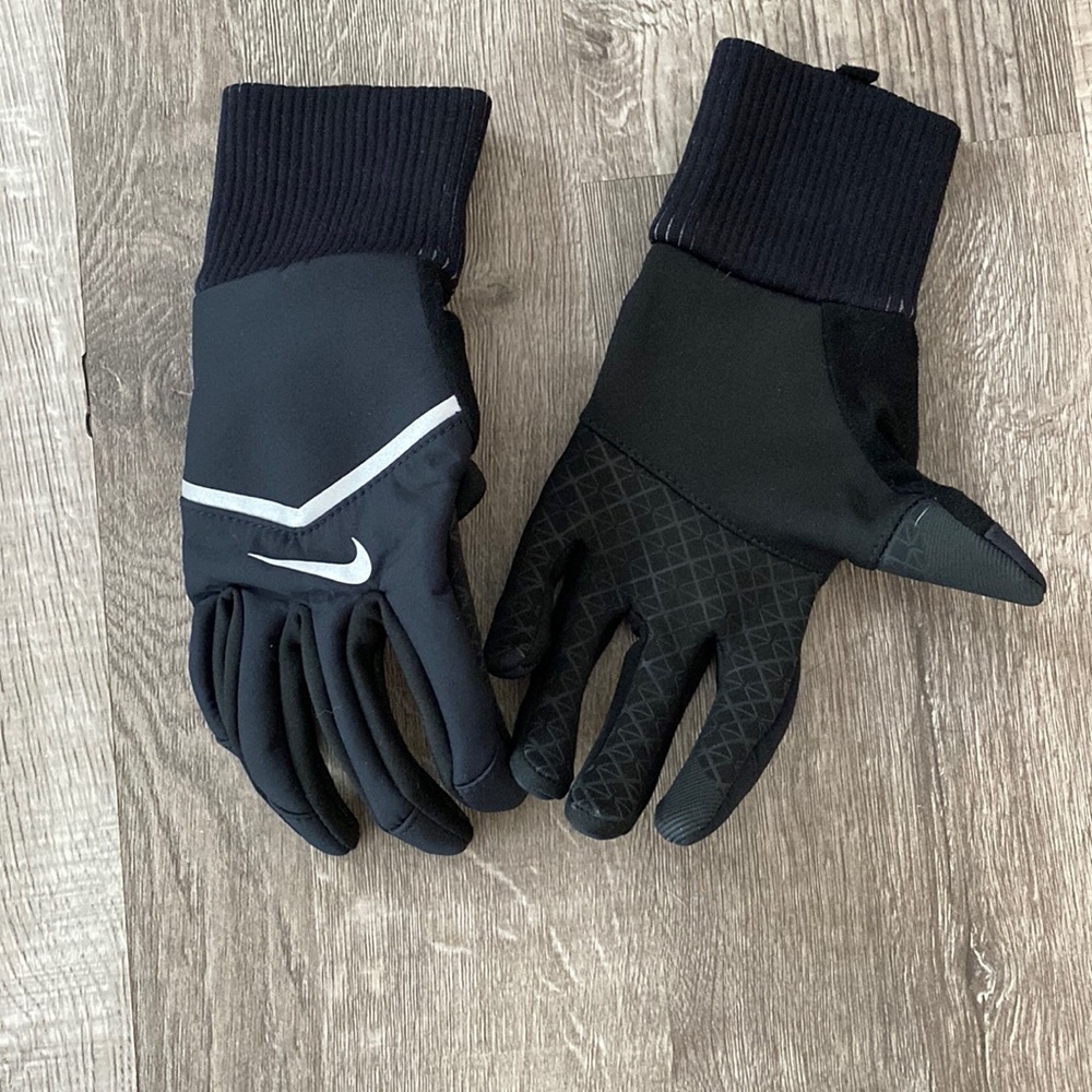 Nike running gloves
